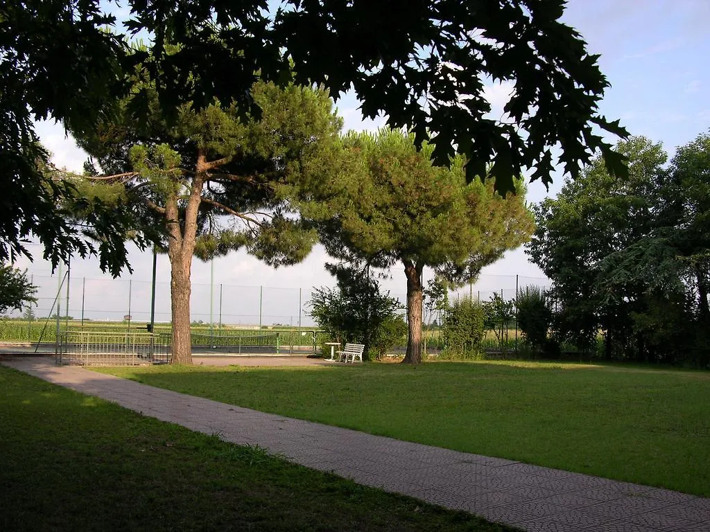 Otel Albergo Papillon Cazzago San Martino
