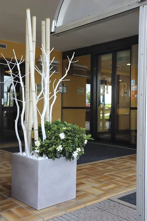 Albergo Papillon Cazzago San Martino İtalya