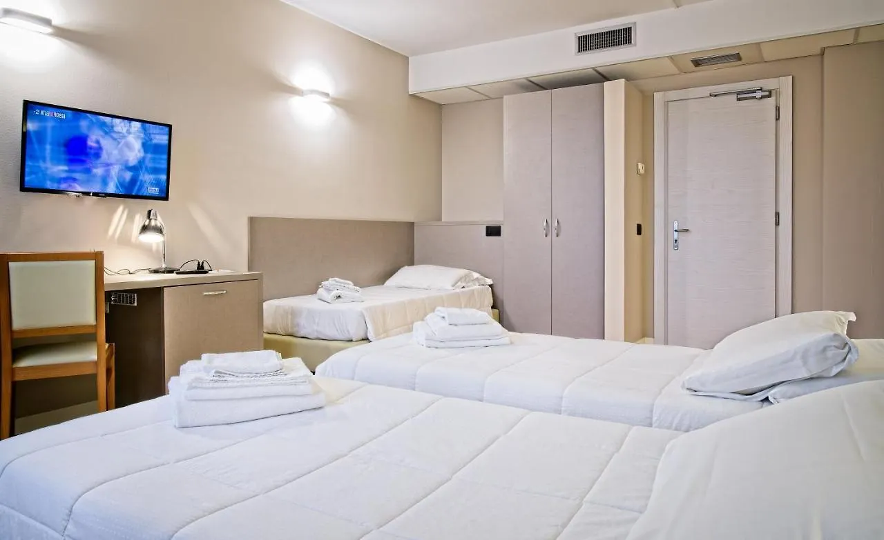 Albergo Papillon Cazzago San Martino İtalya